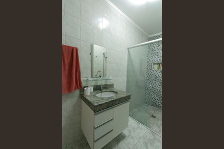 Casa à venda com 318m², 4 quartos e 3 vagasBanheiro de Serviço