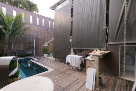 Casa à venda com 318m², 4 quartos e 3 vagasÁrea comum