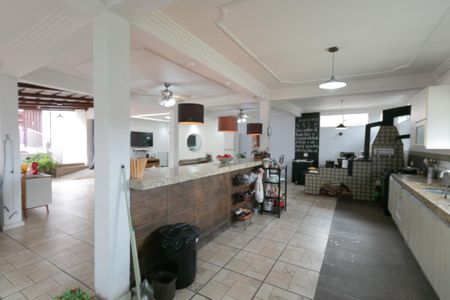 Casa à venda com 318m², 4 quartos e 3 vagasCobertura - Sala/cozinha