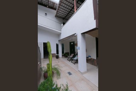 Casa à venda com 318m², 4 quartos e 3 vagasÁrea comum