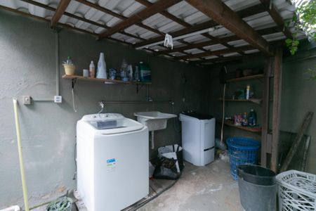 Casa à venda com 318m², 4 quartos e 3 vagasÁrea de Serviço