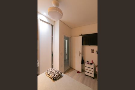 Casa à venda com 318m², 4 quartos e 3 vagasQuarto