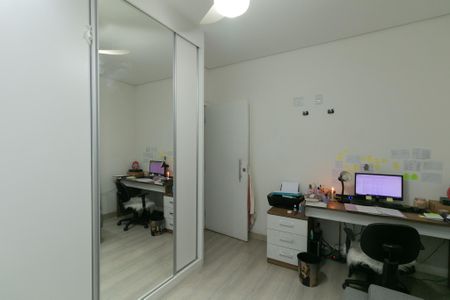 Casa à venda com 318m², 4 quartos e 3 vagasQuarto 3 