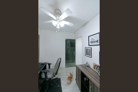 Casa à venda com 318m², 4 quartos e 3 vagasEscritório