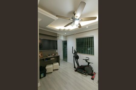 Casa à venda com 318m², 4 quartos e 3 vagasSala