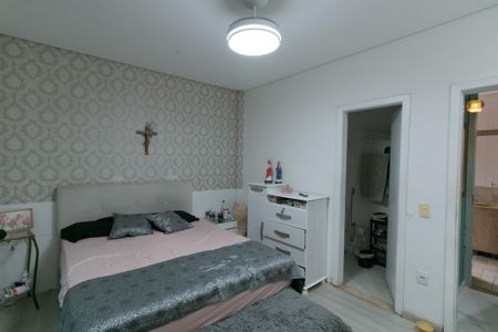 Casa à venda com 318m², 4 quartos e 3 vagasQuarto 2