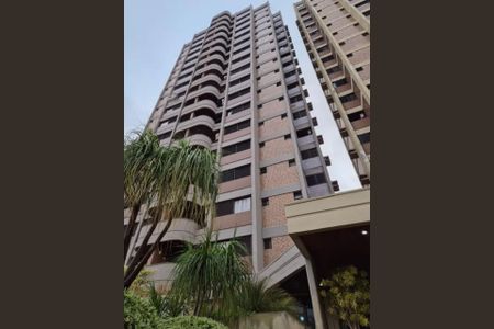 Apartamento à venda com 121m², 3 quartos e 3 vagasFoto 01