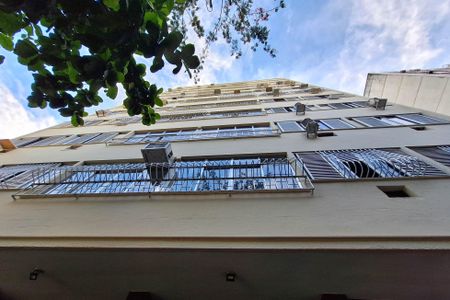 Apartamento à venda com 100m², 3 quartos e sem vagaFachada