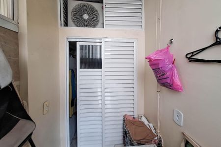 Apartamento à venda com 100m², 3 quartos e sem vagaÁrea de Serviço