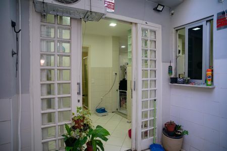 Apartamento à venda com 100m², 3 quartos e sem vagaVaranda