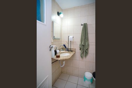 Apartamento à venda com 100m², 3 quartos e sem vagaBanheiro de Serviço