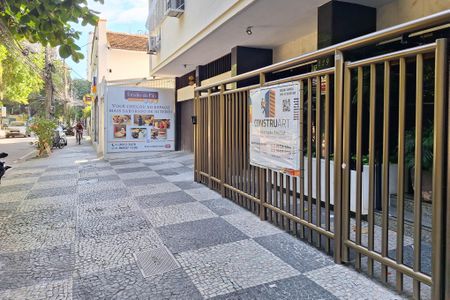 Apartamento à venda com 100m², 3 quartos e sem vagaFachada