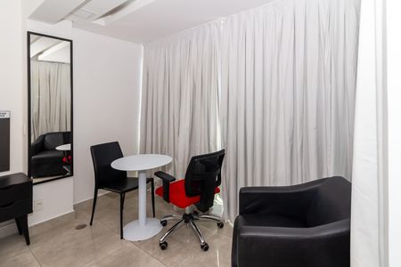 Studio para alugar com 24m², 1 quarto e 1 vaga Studio para alugar com 24m², 1 quarto e 1 vagaStudio