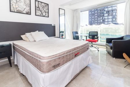 Studio para alugar com 24m², 1 quarto e 1 vaga Studio para alugar com 24m², 1 quarto e 1 vagaStudio