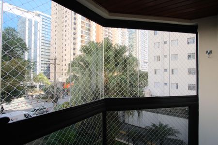 Apartamento à venda com 82m², 3 quartos e 1 vagaVaranda