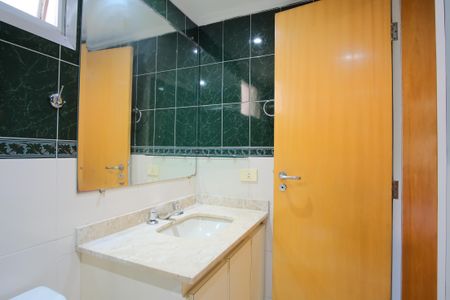 Apartamento à venda com 82m², 3 quartos e 1 vagaBanheiro da Suíte