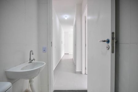 Apartamento para alugar com 43m², 2 quartos e sem vagaBanheiro