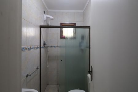 Casa à venda com 156m², 4 quartos e 4 vagasBanheiro
