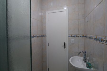 Casa à venda com 156m², 4 quartos e 4 vagasBanheiro