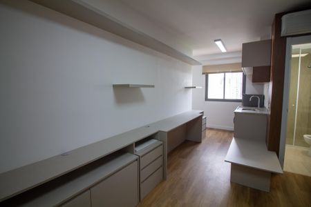 Studio à venda com 26m², 1 quarto e sem vaga Studio à venda com 26m², 1 quarto e sem vagaSala / Quarto - Studio