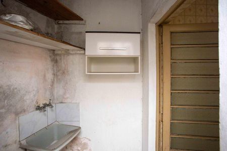 Casa à venda com 304m², 3 quartos e 4 vagasÁrea de Serviço Casa 2