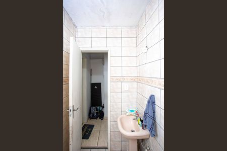 Casa à venda com 304m², 3 quartos e 4 vagasBanheiro Social