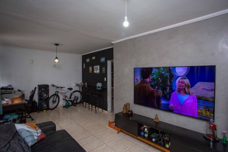 Casa à venda com 304m², 3 quartos e 4 vagasSala