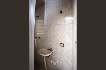 Casa à venda com 304m², 3 quartos e 4 vagasBanheiro 2 Casa 2