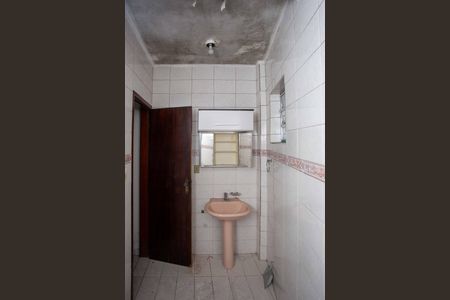 Casa à venda com 304m², 3 quartos e 4 vagasBanheiro Casa 2