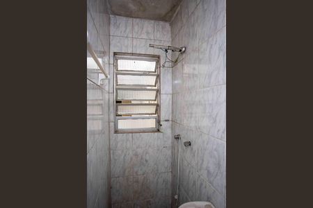 Casa à venda com 304m², 3 quartos e 4 vagasBanheiro 2 Casa 2