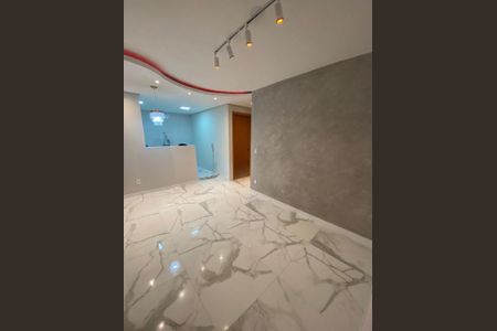 Apartamento à venda com 42m², 2 quartos e 1 vagaFoto 01