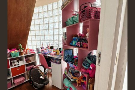 Casa de condomínio para alugar com 566m², 3 quartos e 6 vagasSuíte 3