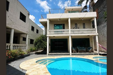 Casa de condomínio para alugar com 566m², 3 quartos e 6 vagasPiscina