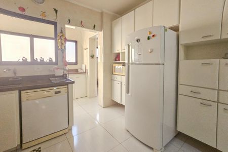 Apartamento para alugar com 144m², 3 quartos e 1 vagaCozinha