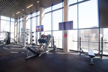 Apartamento à venda com 200m², 3 quartos e 2 vagas Apartamento à venda com 200m², 3 quartos e 2 vagasÁrea comum - Academia