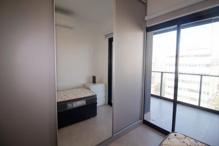 Apartamento à venda com 200m², 3 quartos e 2 vagas Apartamento à venda com 200m², 3 quartos e 2 vagasQuarto 2