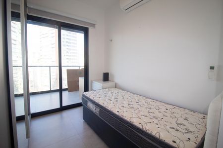 Apartamento à venda com 200m², 3 quartos e 2 vagas Apartamento à venda com 200m², 3 quartos e 2 vagasQuarto 2