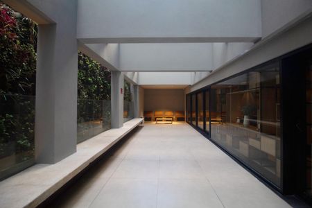 Apartamento à venda com 200m², 3 quartos e 2 vagas Apartamento à venda com 200m², 3 quartos e 2 vagasÁrea comum - Salão de festas