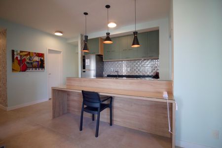 Apartamento à venda com 200m², 3 quartos e 2 vagas Apartamento à venda com 200m², 3 quartos e 2 vagasCozinha