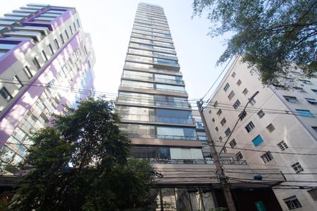 Apartamento à venda com 200m², 3 quartos e 2 vagas Apartamento à venda com 200m², 3 quartos e 2 vagasFachada