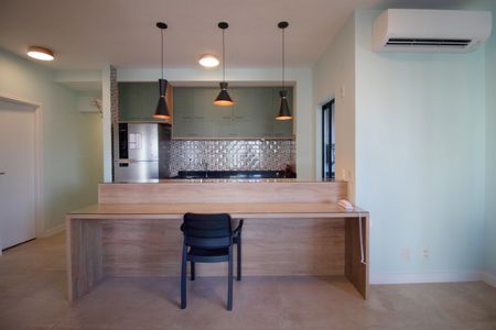 Apartamento à venda com 200m², 3 quartos e 2 vagas Apartamento à venda com 200m², 3 quartos e 2 vagasCozinha