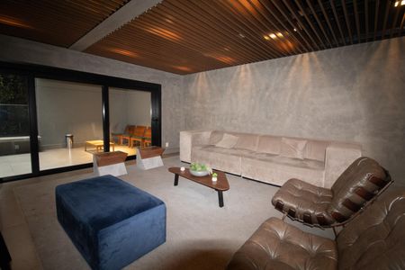 Apartamento à venda com 200m², 3 quartos e 2 vagas Apartamento à venda com 200m², 3 quartos e 2 vagasÁrea comum - Salão de festas