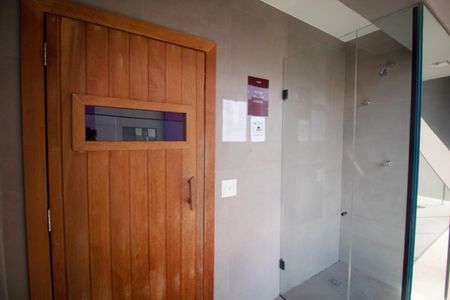 Apartamento à venda com 200m², 3 quartos e 2 vagas Apartamento à venda com 200m², 3 quartos e 2 vagasSauna