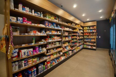 Apartamento à venda com 200m², 3 quartos e 2 vagas Apartamento à venda com 200m², 3 quartos e 2 vagasÁrea comum