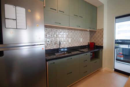 Apartamento à venda com 200m², 3 quartos e 2 vagas Apartamento à venda com 200m², 3 quartos e 2 vagasCozinha