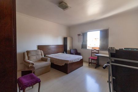 Casa à venda com 156m², 2 quartos e 1 vagaQuarto 2