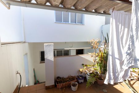 Casa à venda com 156m², 2 quartos e 1 vagaLavanderia