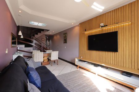 Casa à venda com 150m², 3 quartos e 3 vagasSala