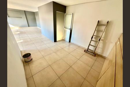 Casa à venda com 144m², 3 quartos e 10 vagas Casa à venda com 144m², 3 quartos e 10 vagasSuíte