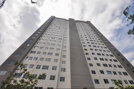 Apartamento para alugar com 43m², 2 quartos e sem vaga Apartamento para alugar com 43m², 2 quartos e sem vagaFachada